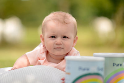 Brotes de crecimiento en bebés: ¿Qué son y cómo manejarlos?